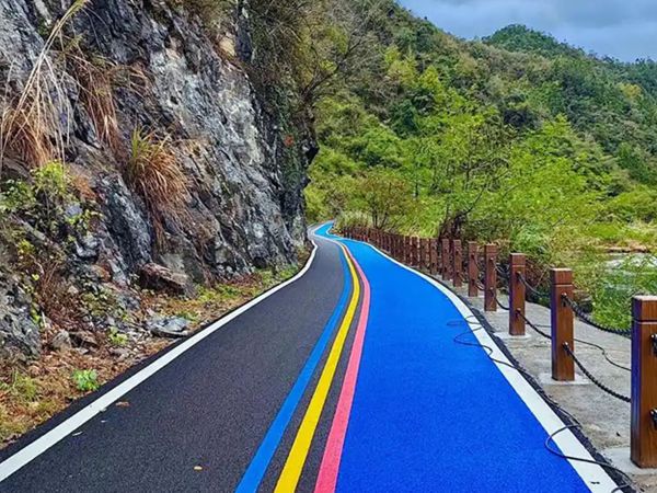 安吉彩色沥青道路