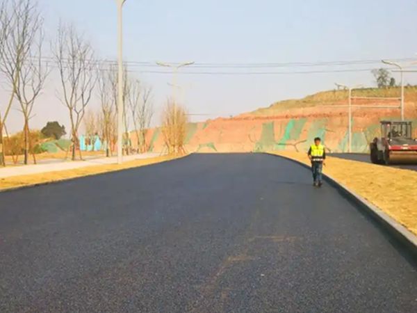 安吉沥青混泥土道路铺设