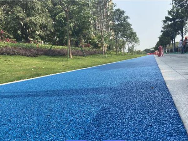 安吉透水沥青道路改造